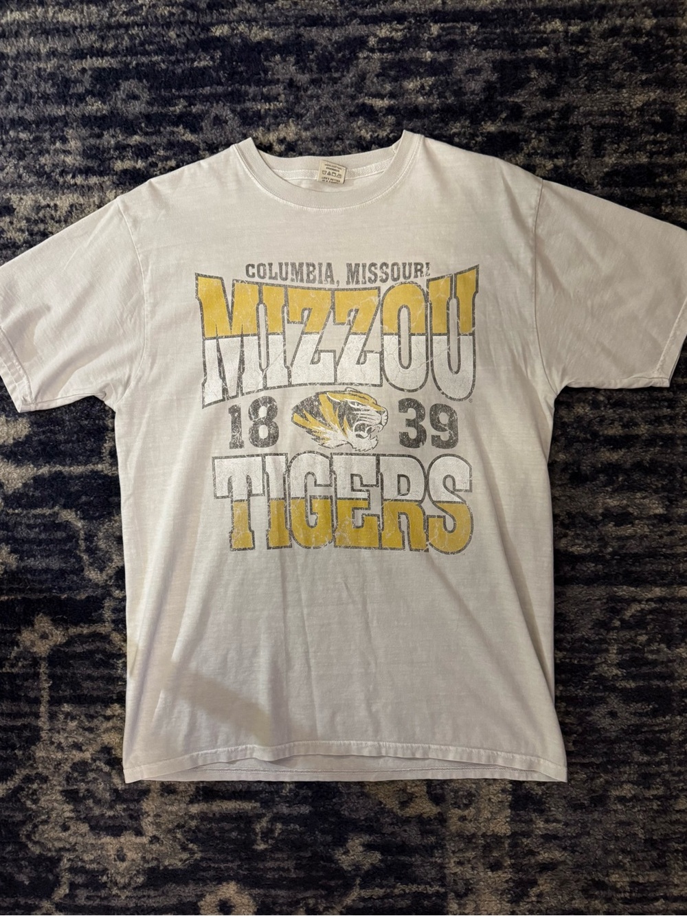 Mizzou Tigers Vintage-Style Short-Sleeve Shirt